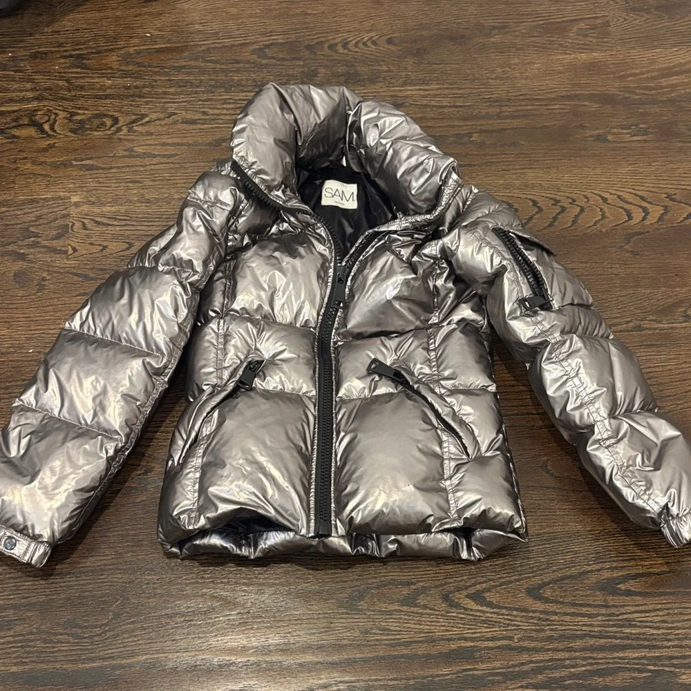 SAM Girl’s Shiny Silver Puffer Jacket Size 12